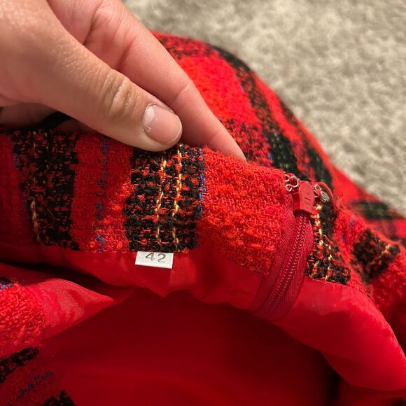 New Wool Country Plaid Red Skirt Women’s Small - Picture 7 of 7